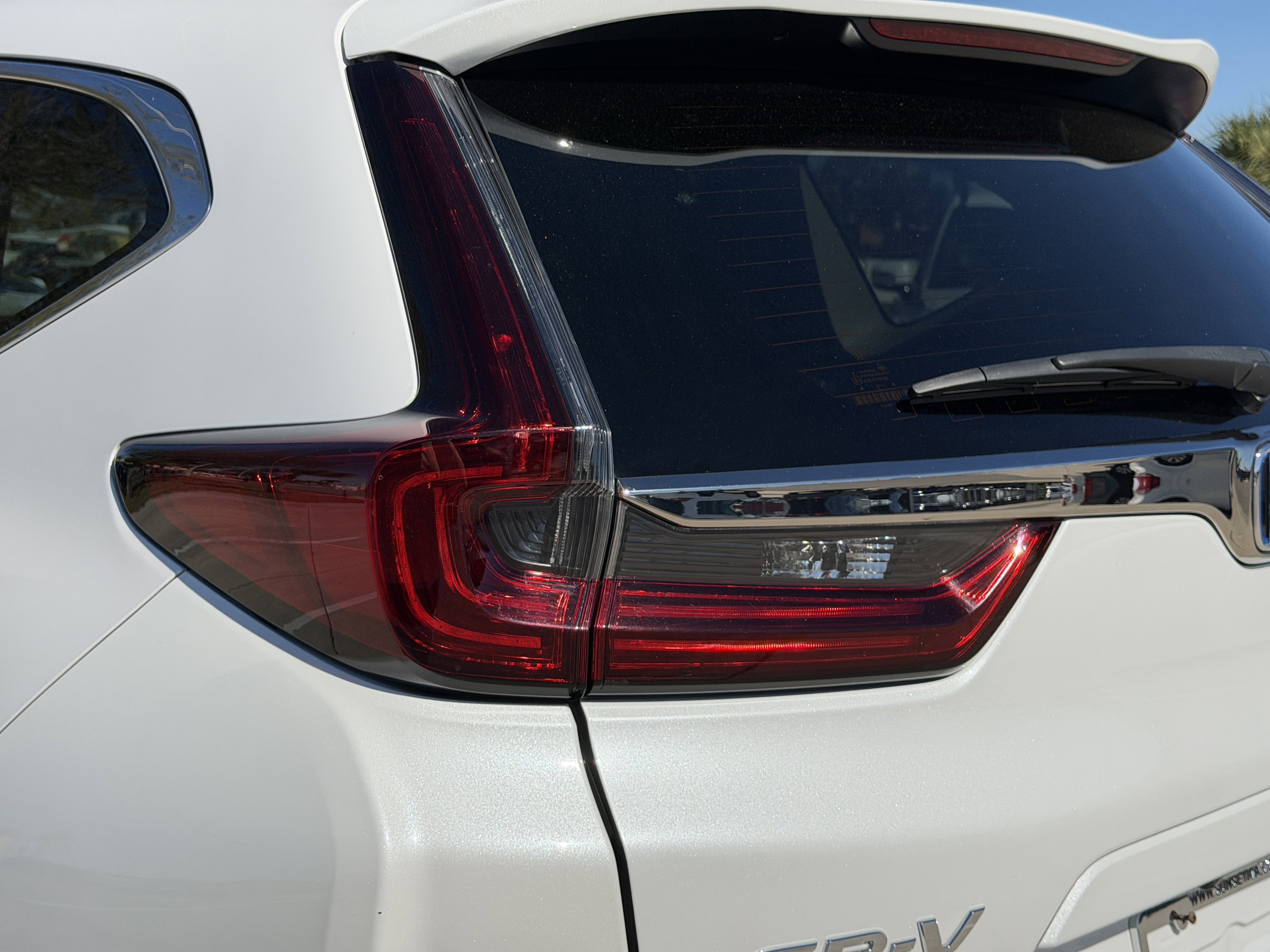 Used 2022 Honda CR-V Touring image 10