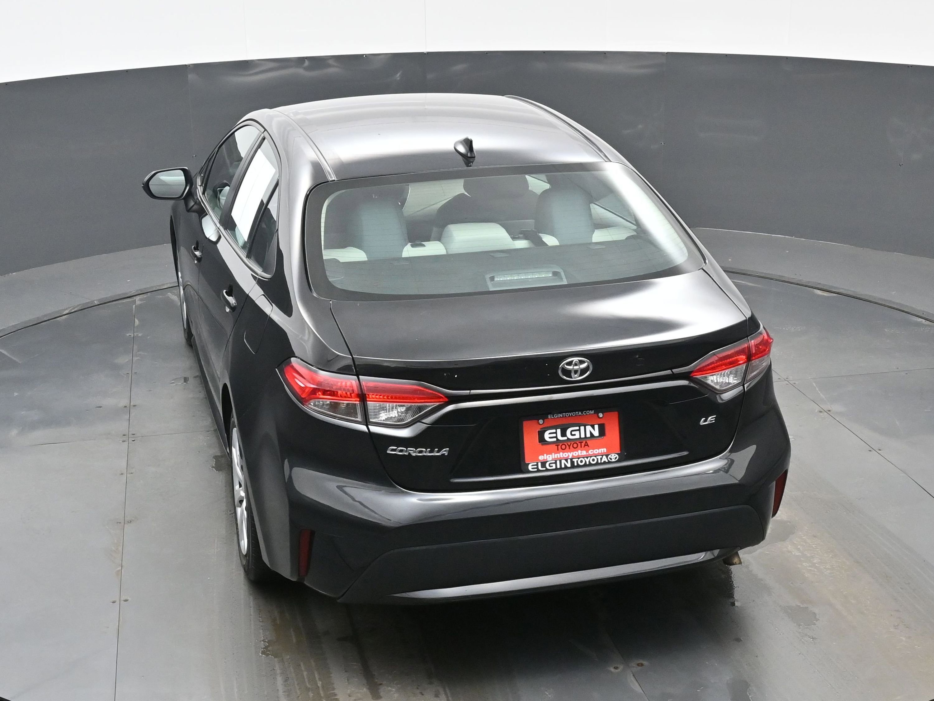 Used 2022 Toyota Corolla LE image 36