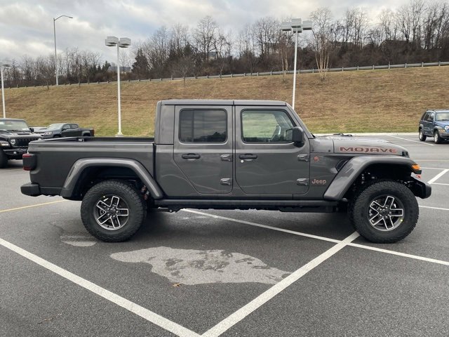 New 2026 Jeep Gladiator Mojave image 9