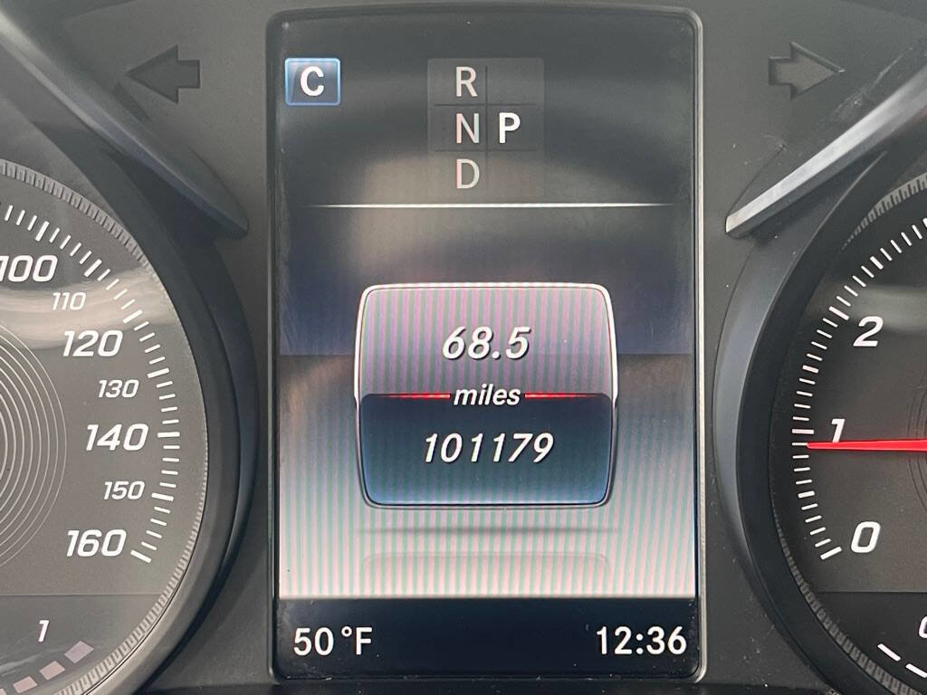 Used 2019 Mercedes-Benz GLC 300 4MATIC image 40