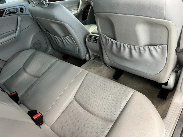 Used 2004 Mercedes-Benz C 240 Sedan image 34