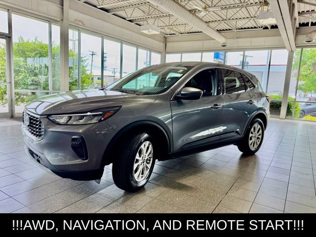 Used 2023 Ford Escape Active w/ Tech Pack #2 AWD/4WD image 4