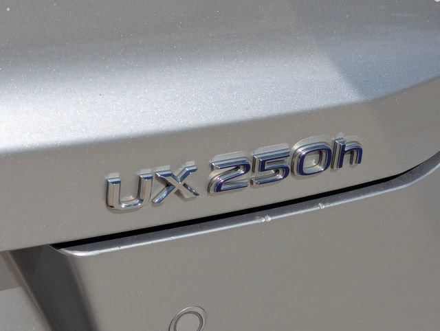 Used 2020 Lexus UX 250h w/ Premium Package AWD/4WD image 46