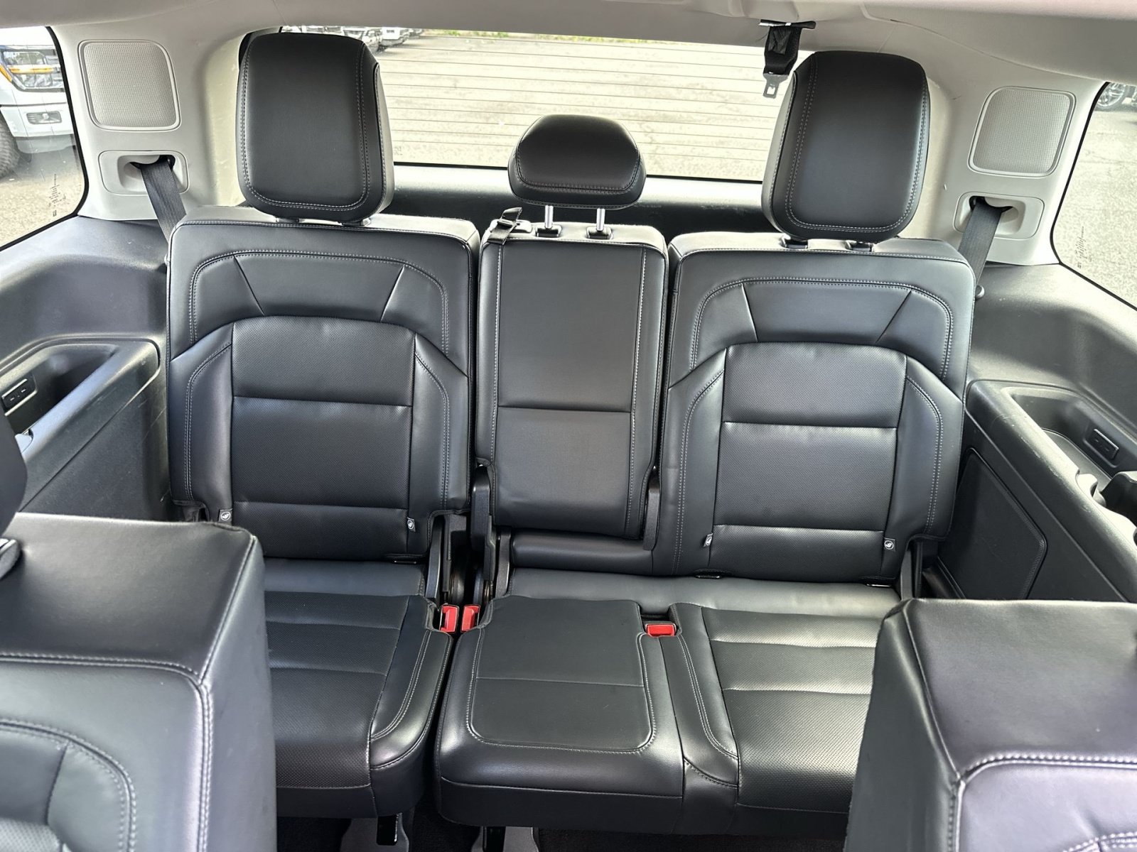 Used 2025 Lincoln Navigator Reserve AWD/4WD image 27