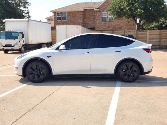Used 2025 Tesla Model Y Long Range AWD/4WD image 10