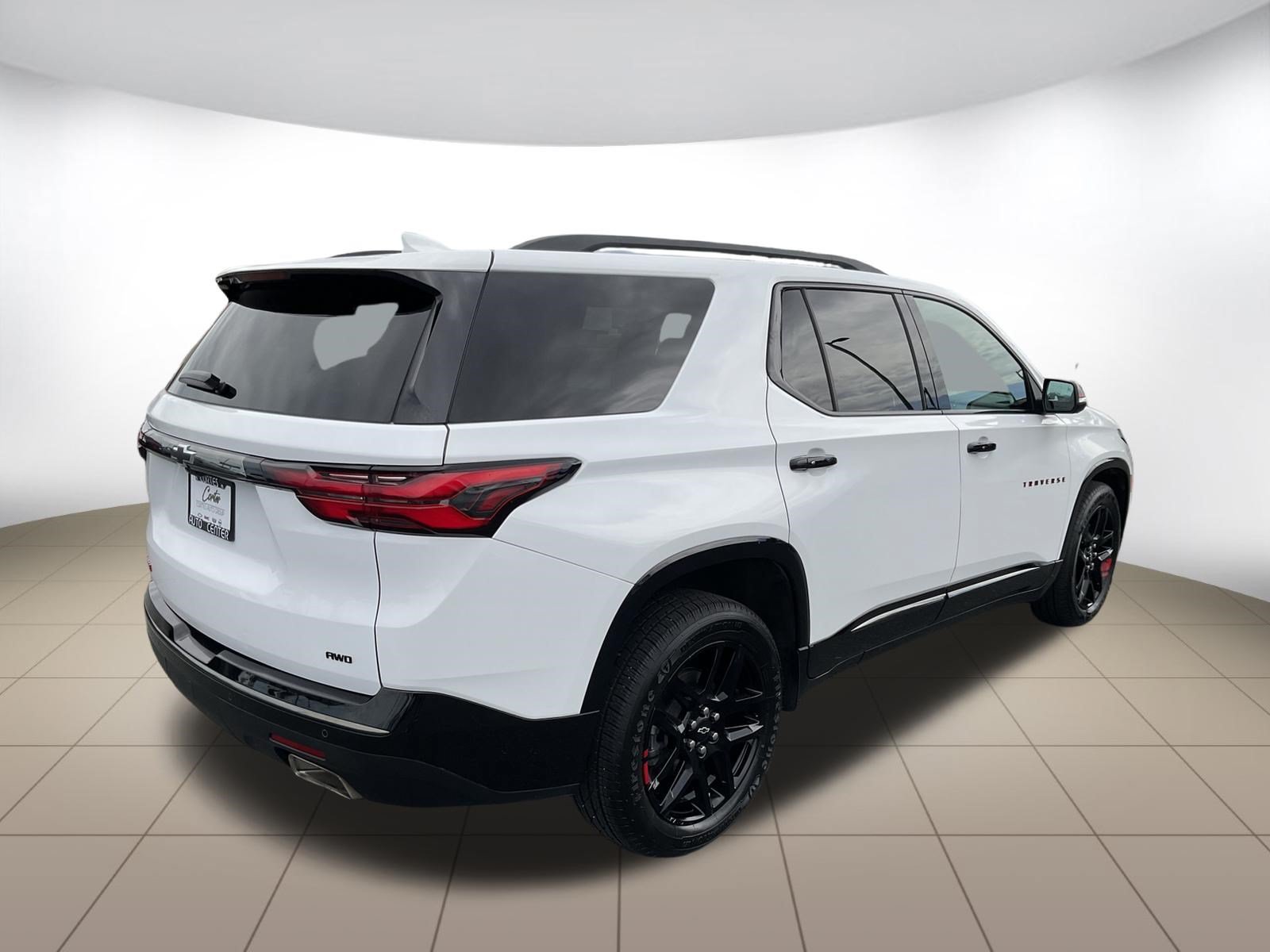 Used 2023 Chevrolet Traverse Premier w/ Redline Edition AWD/4WD image 5