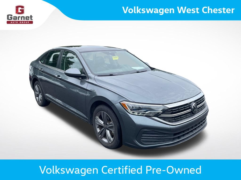 Certified 2024 Volkswagen Jetta SE w/ Panoramic Sunroof Package FWD image 8