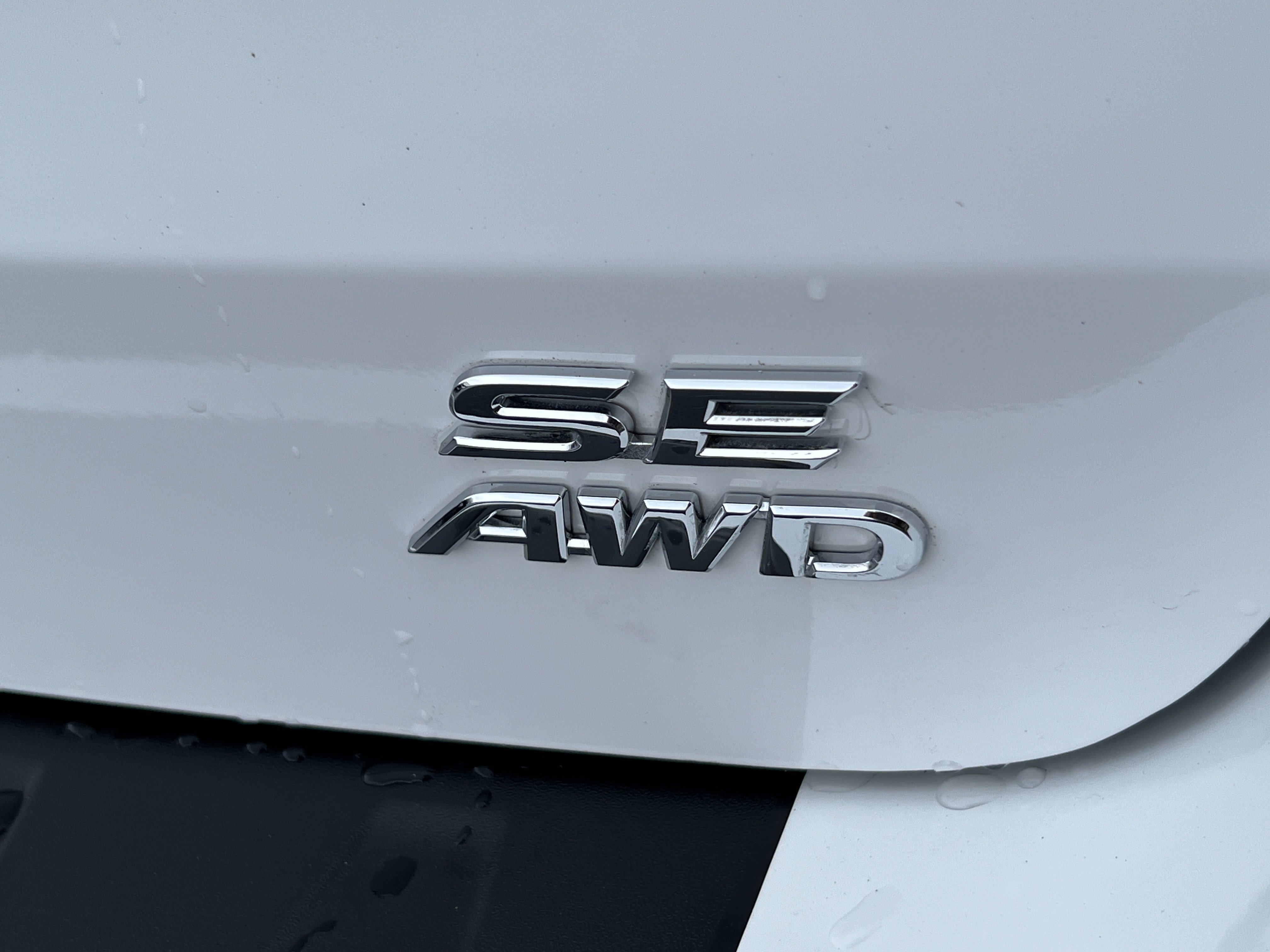 Used 2019 Toyota Sienna SE image 9