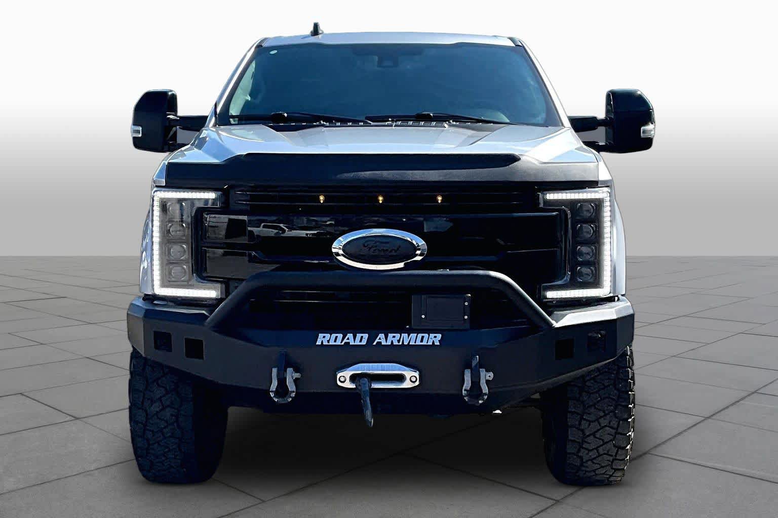 Used 2019 Ford F250 Lariat w/ Lariat Ultimate Package AWD/4WD image 7