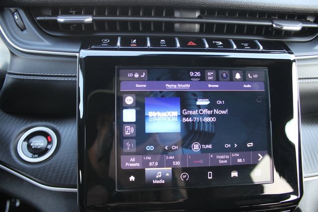 Used 2024 Jeep Grand Cherokee L Altitude AWD/4WD image 5