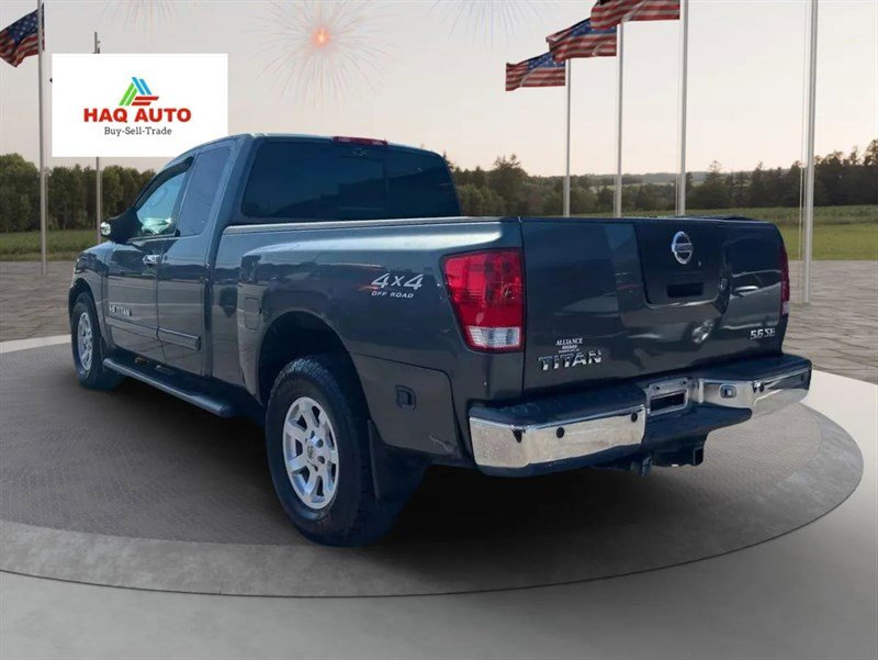 Used 2005 Nissan Titan SE w/ (R02) SE Off-Road Pkg image 7