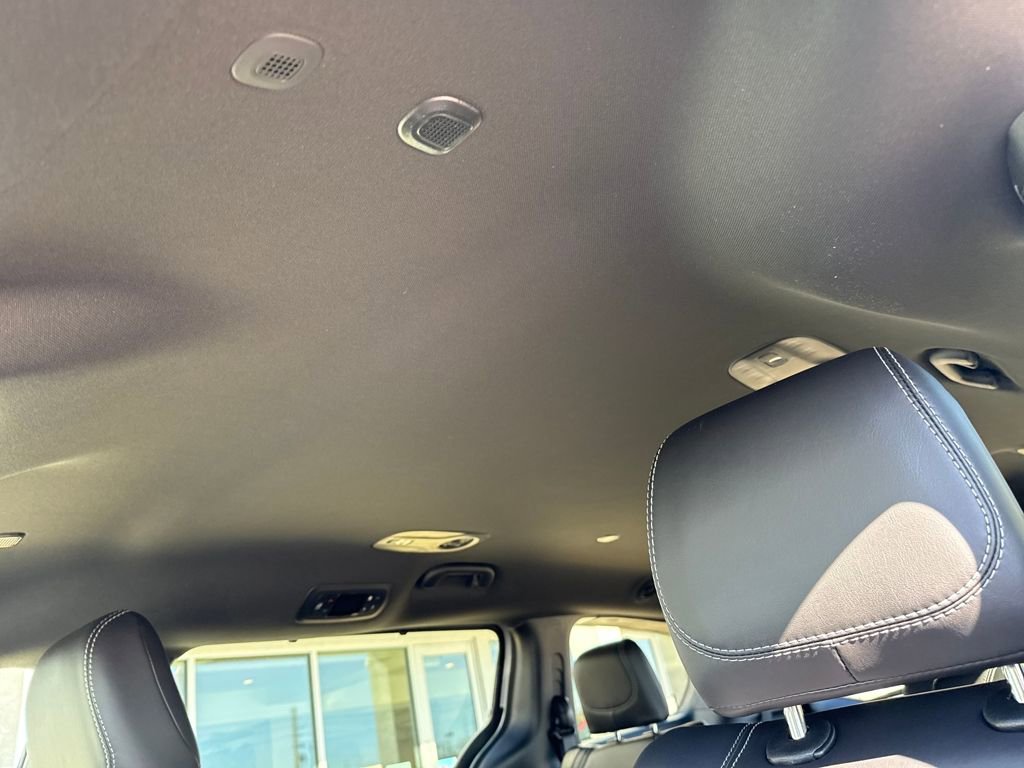 New 2026 Chrysler Pacifica Select image 23