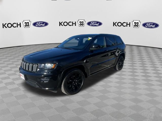 Used 2021 Jeep Grand Cherokee Laredo X image 8