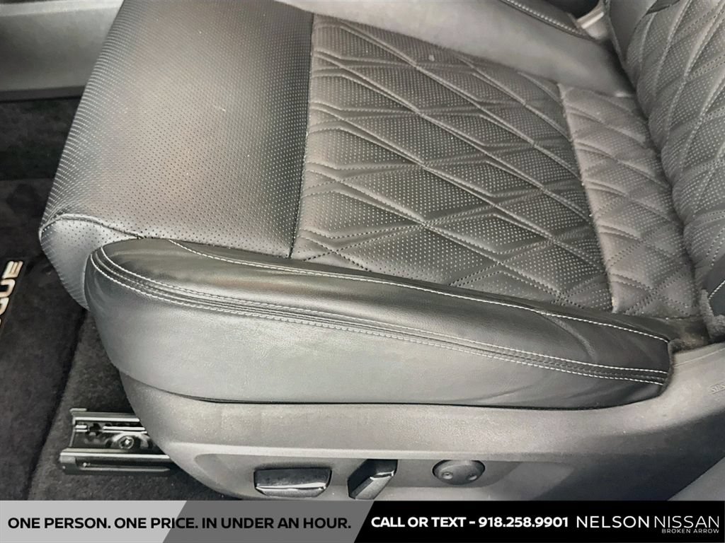 Certified 2026 Nissan Rogue Platinum w/ Platinum Premium Package AWD/4WD image 20