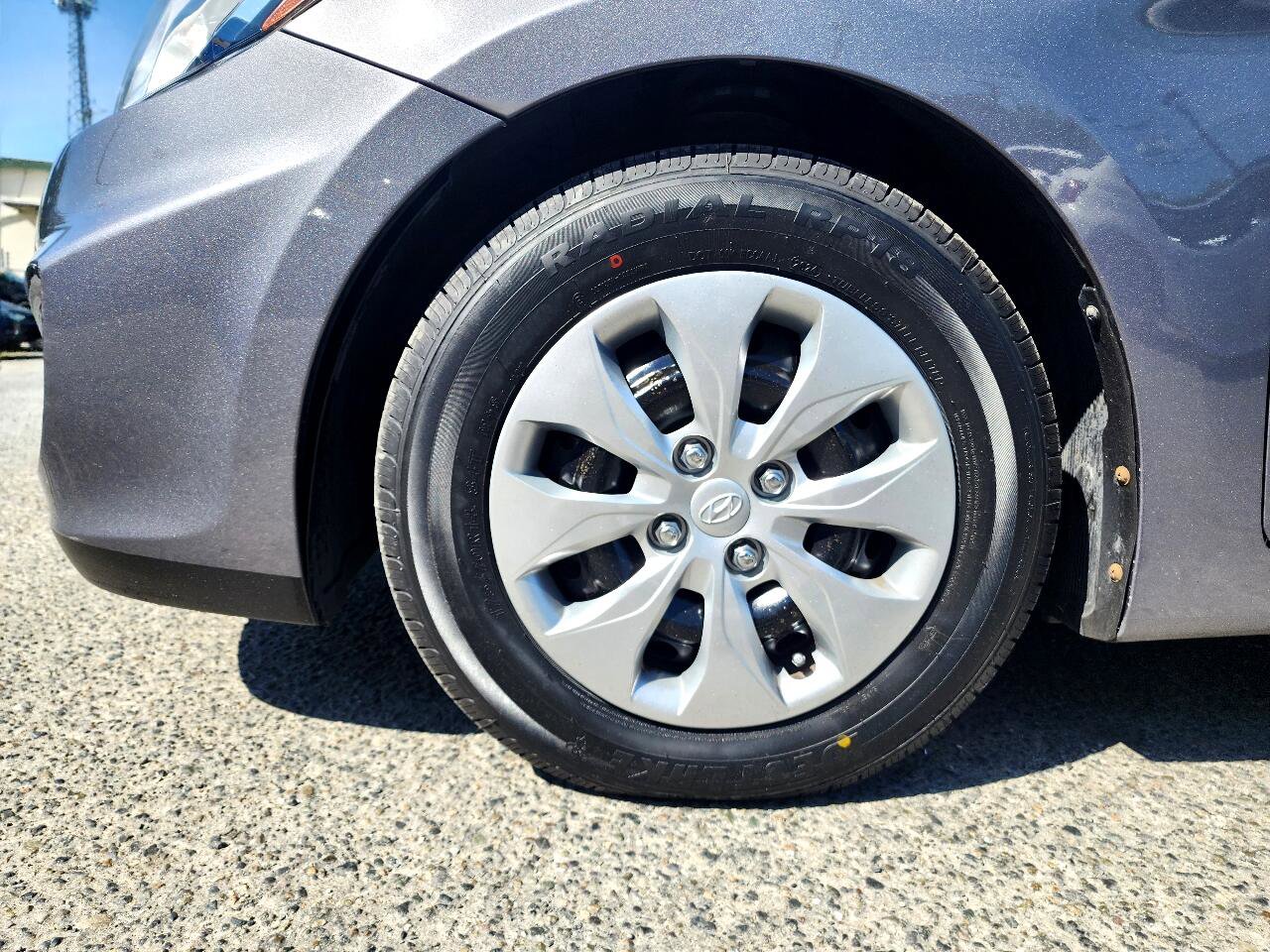 Used 2015 Hyundai Accent GLS image 38