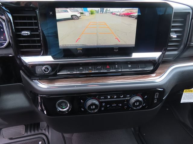 Used 2022 Chevrolet Silverado 1500 LT w/ Protection Package AWD/4WD image 31