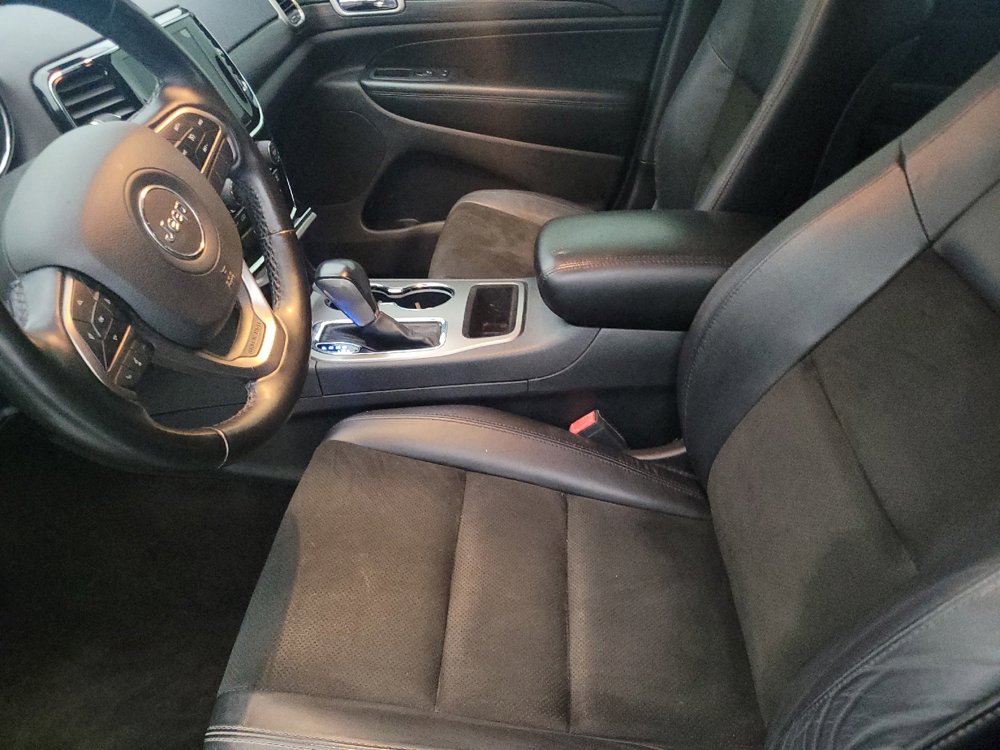 Used 2020 Jeep Grand Cherokee Altitude RWD image 17