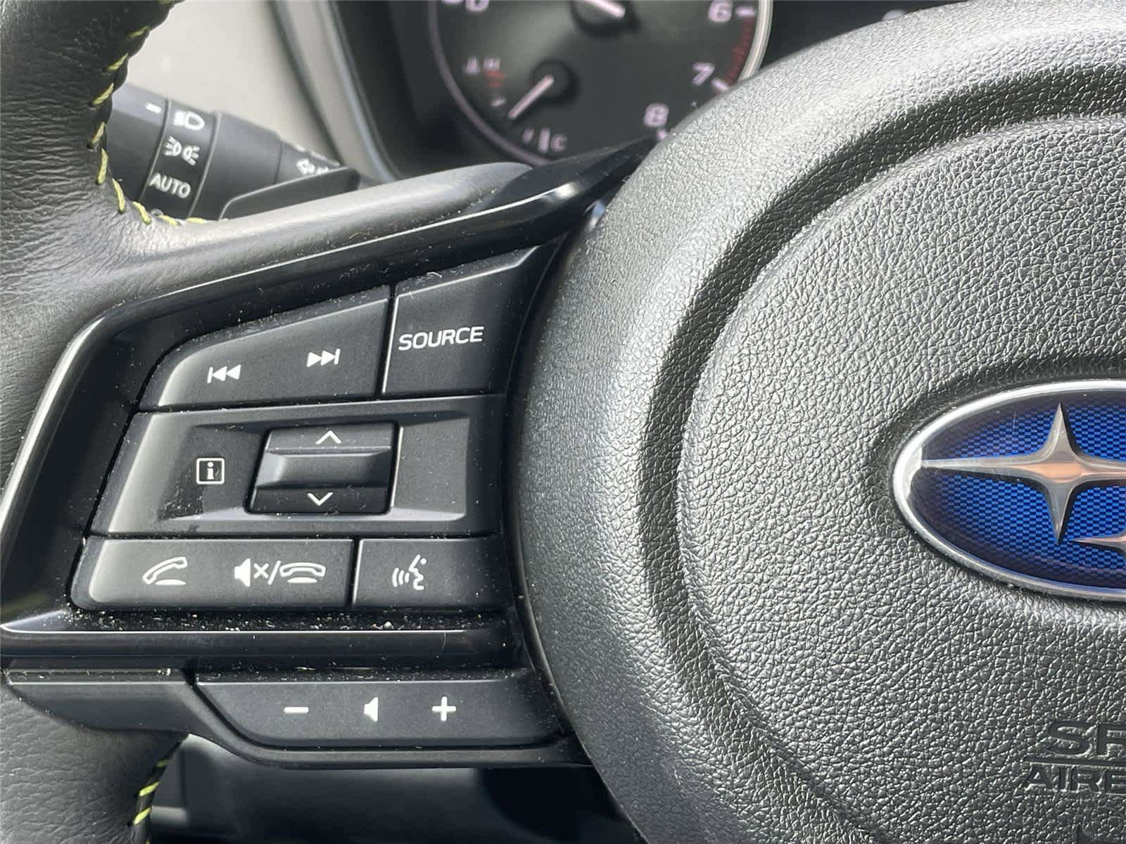 Certified 2025 Subaru Outback Onyx Edition AWD/4WD image 28