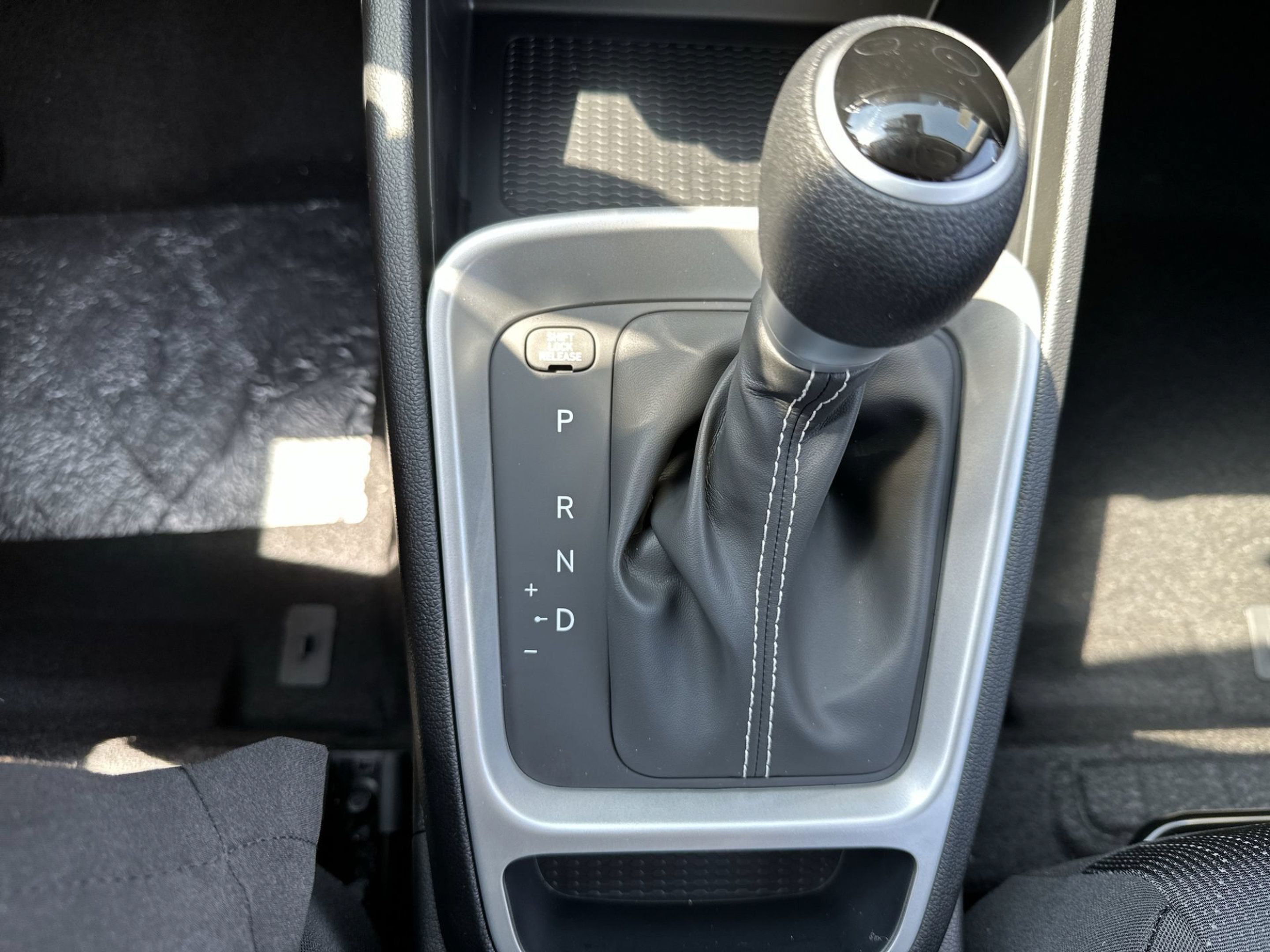 New 2026 Hyundai Venue SE FWD image 20