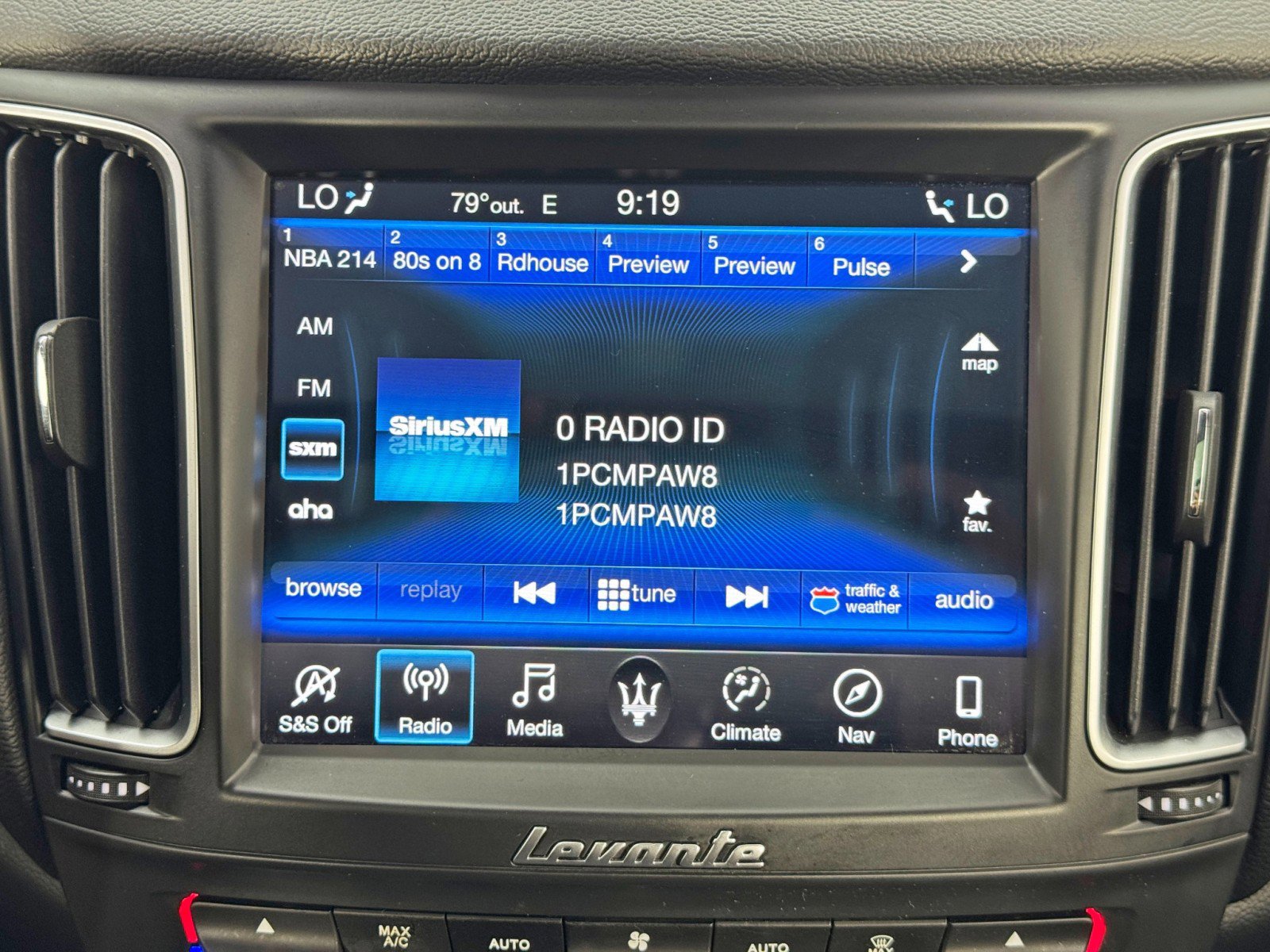 Used 2019 Maserati Levante image 26