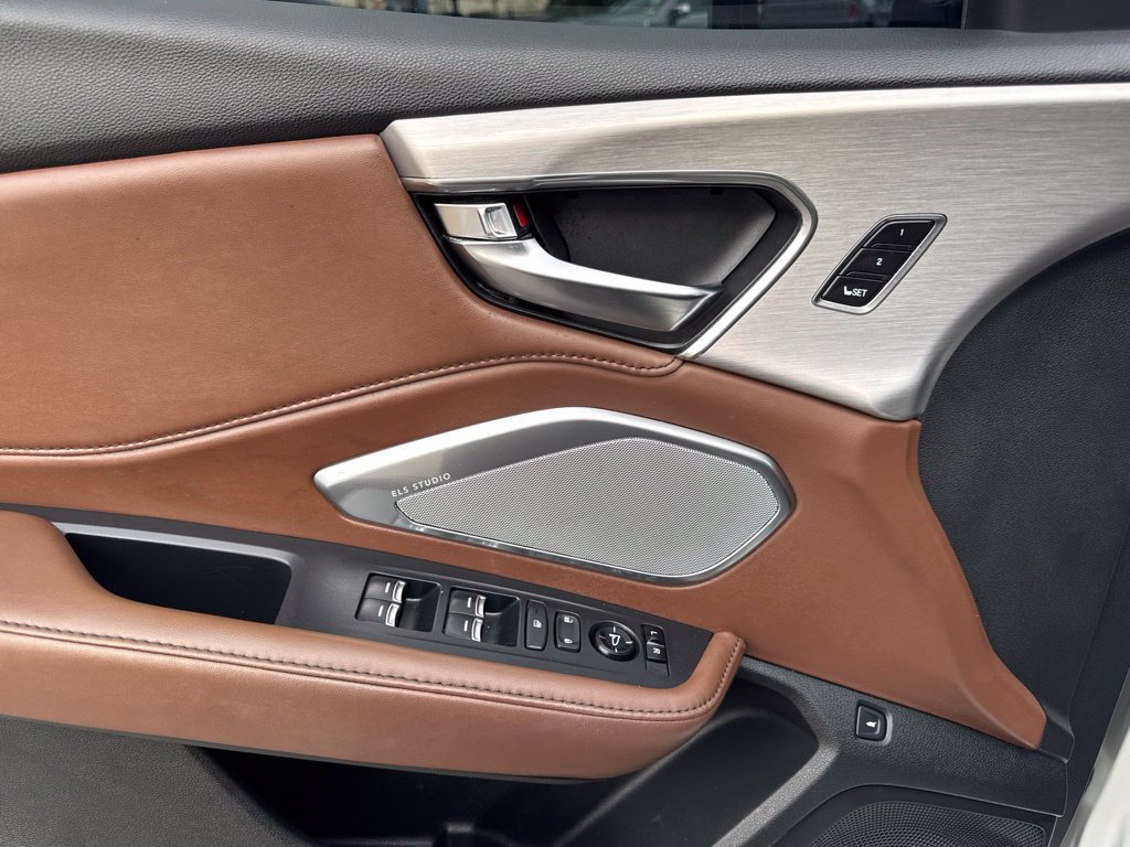 Used 2019 Acura RDX w/ Technology Package FWD image 11