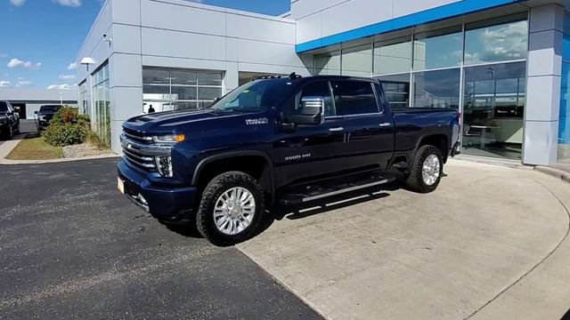 Used 2022 Chevrolet Silverado 3500 High Country w/ Safety Package II AWD/4WD image 4