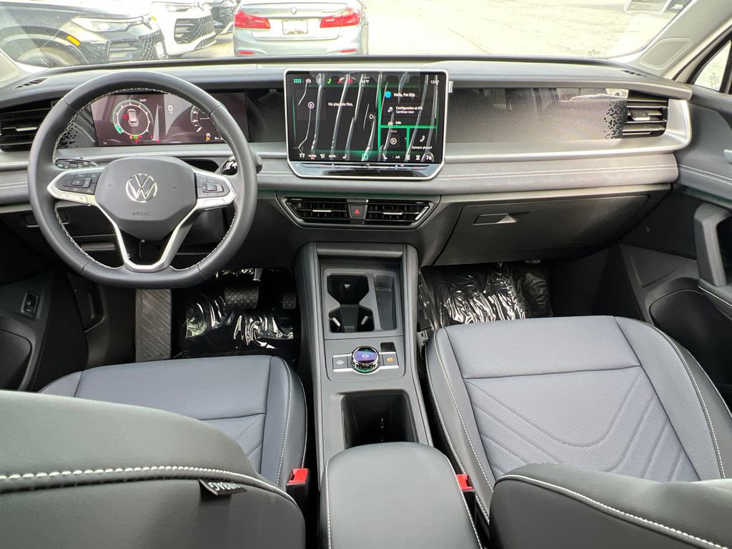 New 2026 Volkswagen Tiguan SE image 17