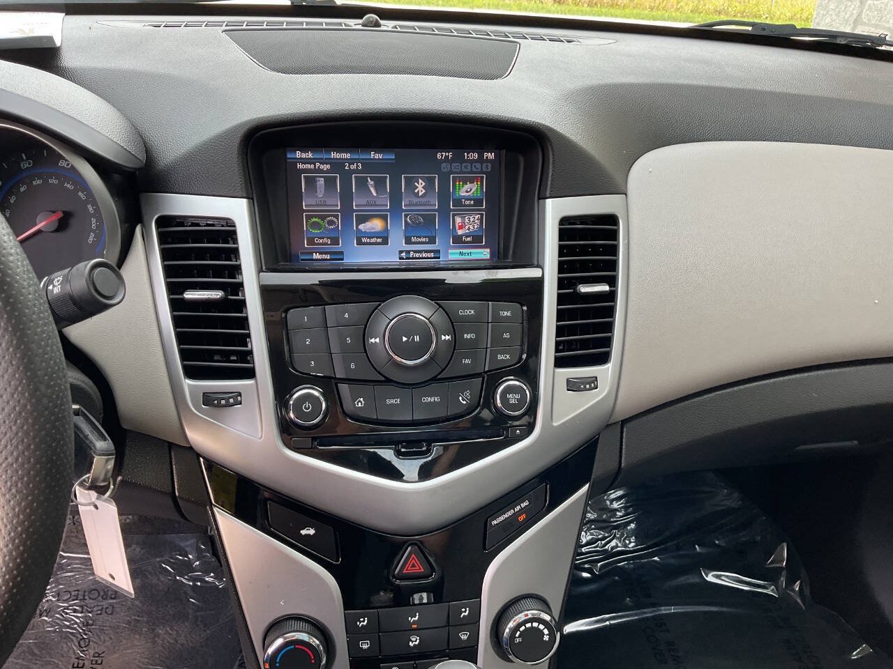 Used 2016 Chevrolet Cruze LT FWD image 23