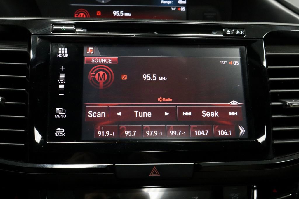 Used 2016 Honda Accord EX-L image 2