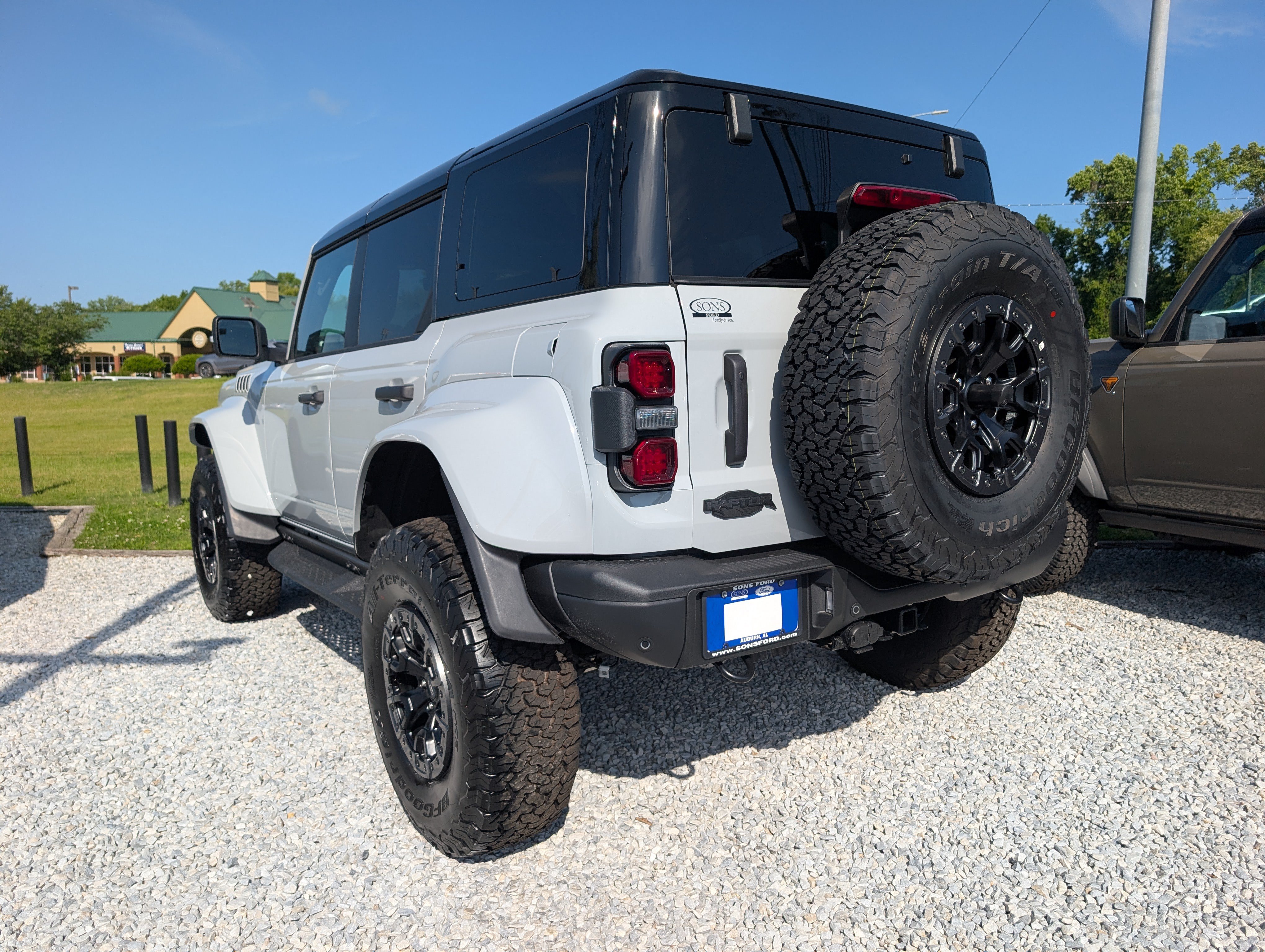 New 2026 Ford Bronco Raptor w/ Interior Carbon Fiber Pack AWD/4WD image 12