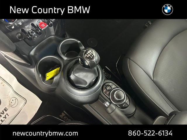 Used 2023 MINI Cooper 2-Door Hardtop image 22