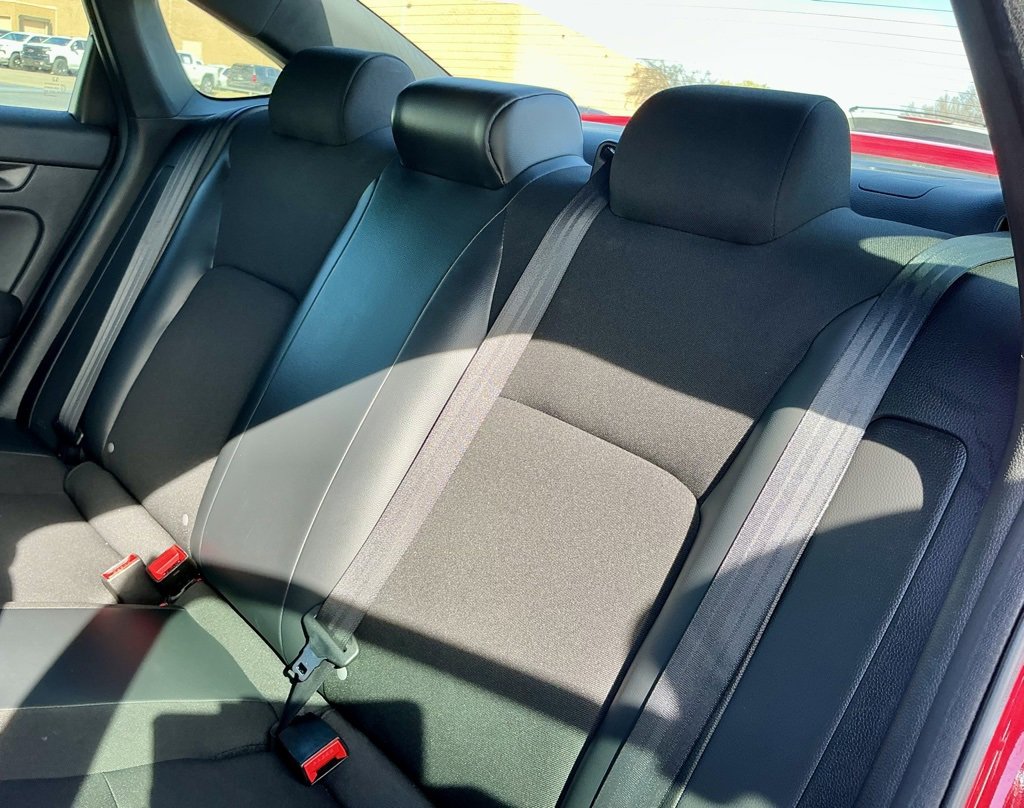 Used 2023 Honda Civic Sport image 29