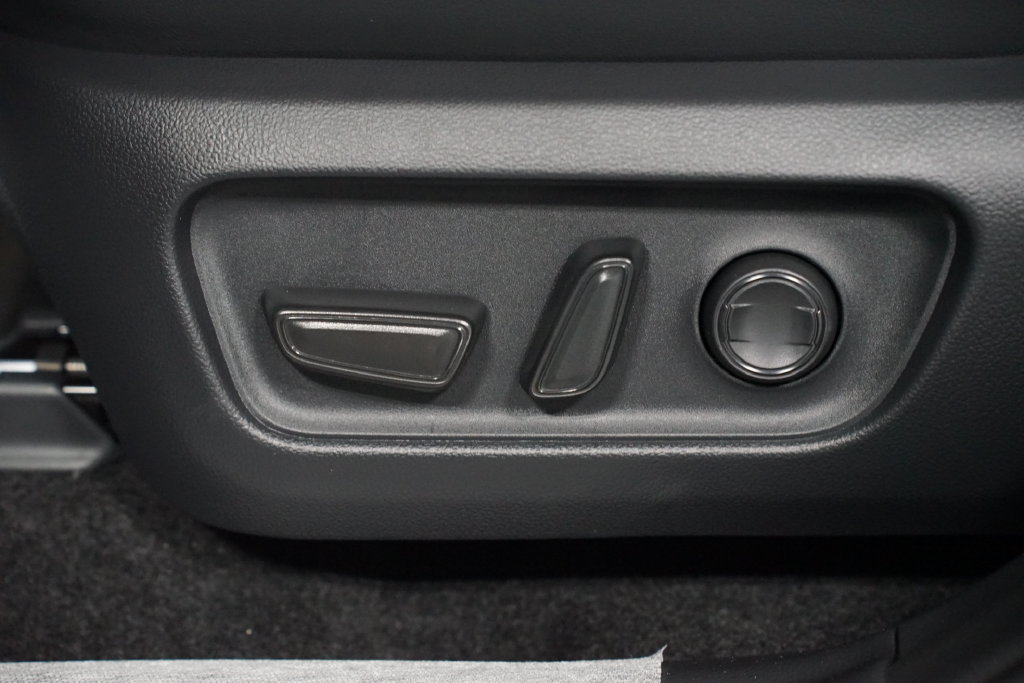 New 2026 Toyota RAV4 XSE AWD/4WD image 35