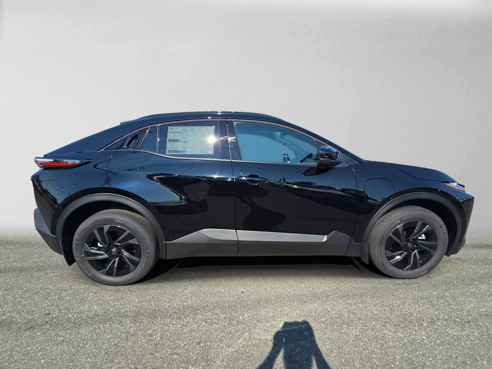 New 2026 Toyota C-HR AWD/4WD image 2