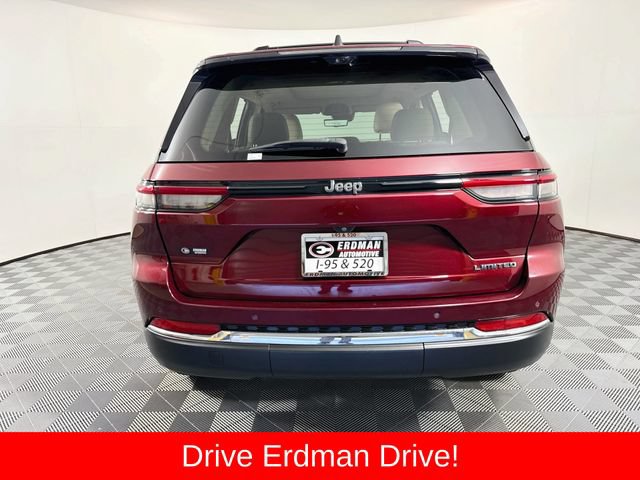 Used 2022 Jeep Grand Cherokee Limited w/ Luxury Tech Group II RWD image 22