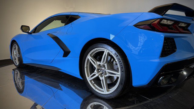 Used 2024 Chevrolet Corvette Stingray Premium Cpe w/ Z51 Performance Package RWD image 25