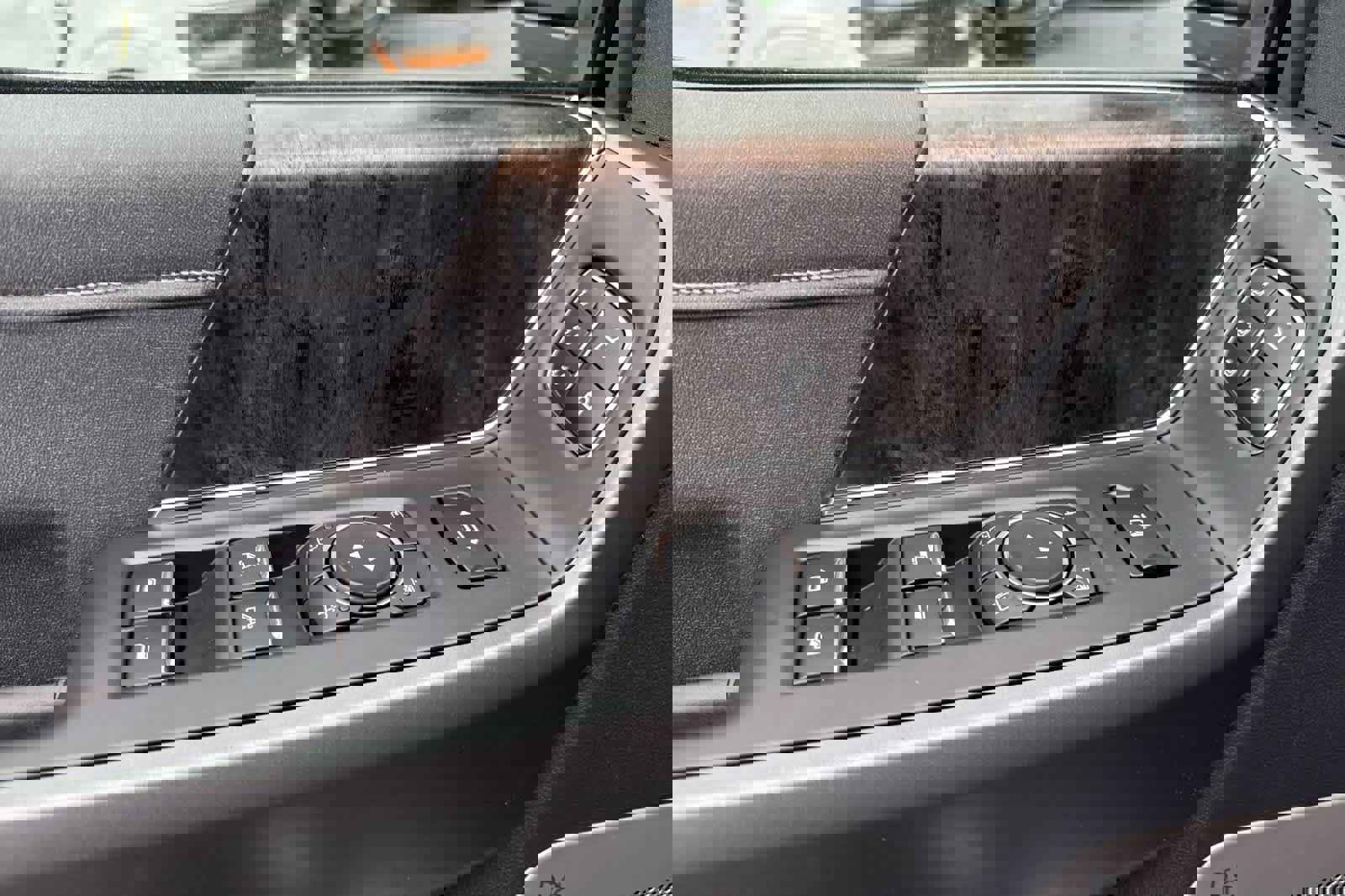 New 2026 Ford F250 Lariat w/ FX4 Off-Road Package image 9