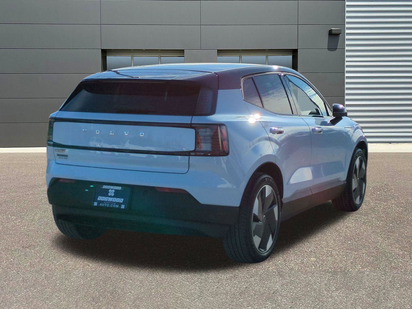 New 2026 Volvo EX30 Plus w/ Protection Package Premier image 7