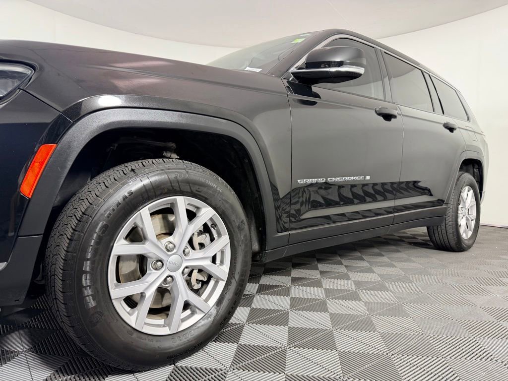 Used 2021 Jeep Grand Cherokee L Limited AWD/4WD image 12