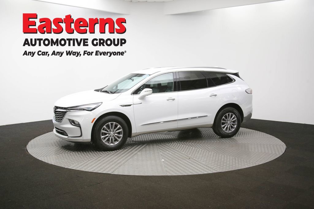 Used 2024 Buick Enclave Premium image 60