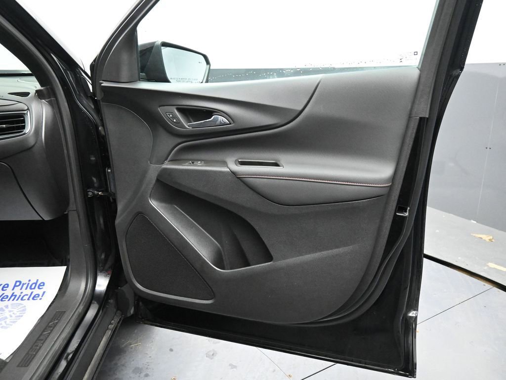 Used 2024 Chevrolet Equinox RS AWD/4WD image 19