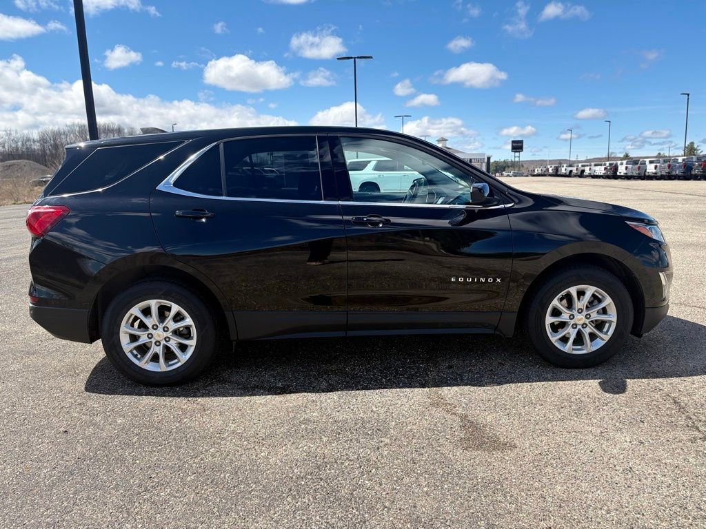 Used 2020 Chevrolet Equinox LT w/ Driver Convenience Package image 7