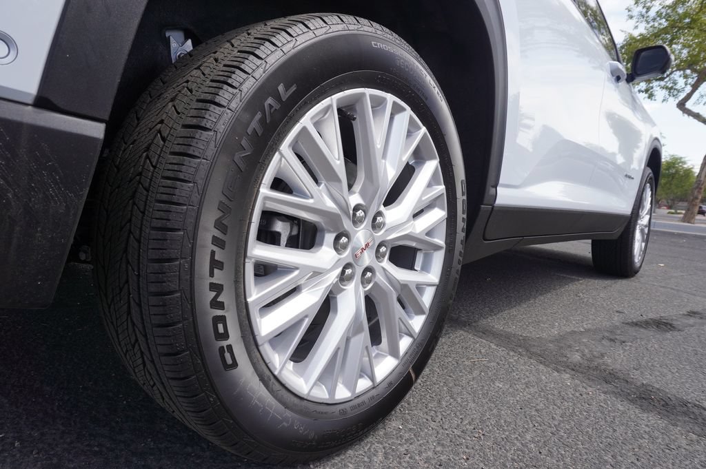 New 2027 GMC Acadia Elevation w/ Super Cruise Package FWD image 8