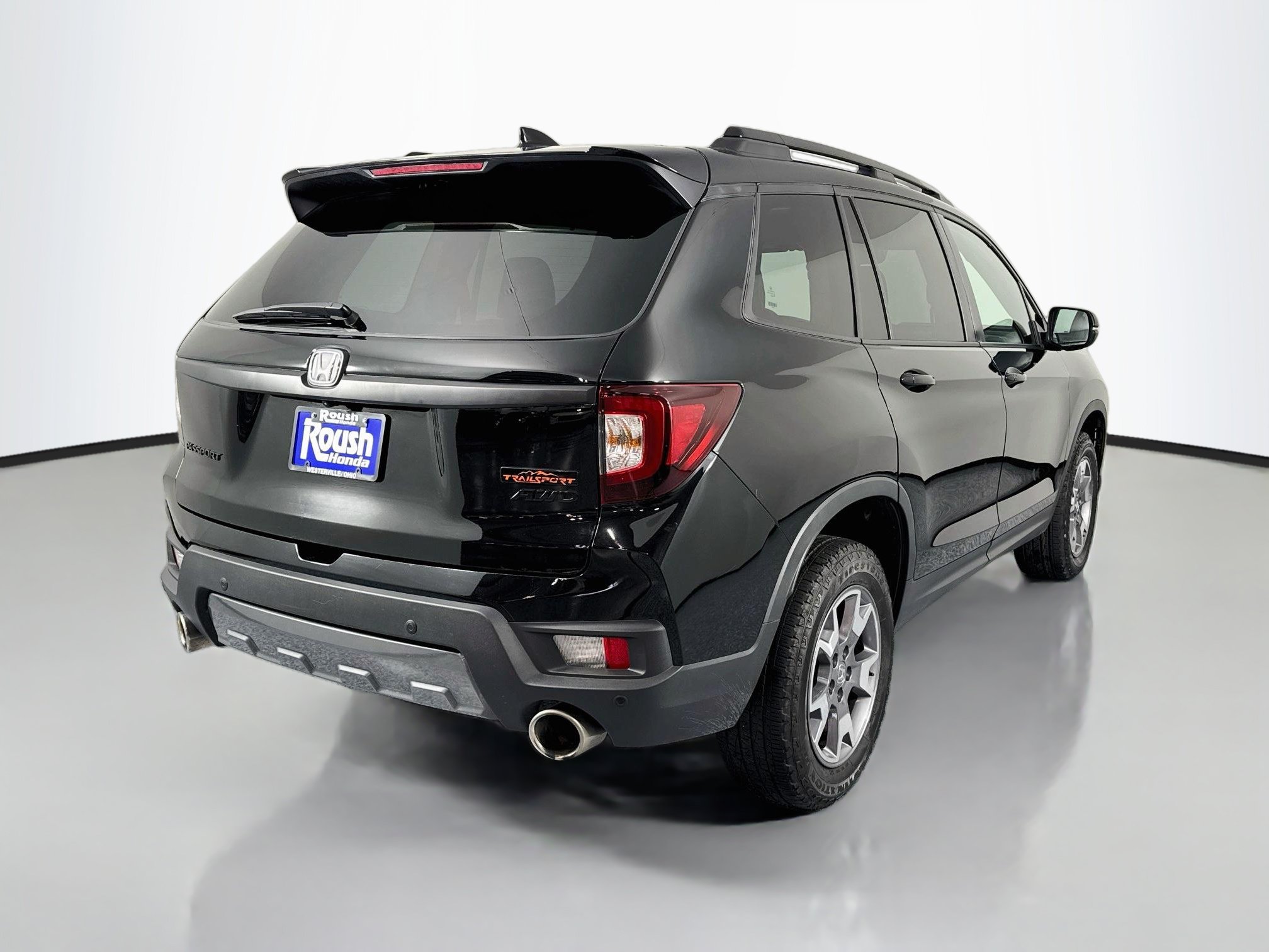 Certified 2022 Honda Passport TrailSport image 5