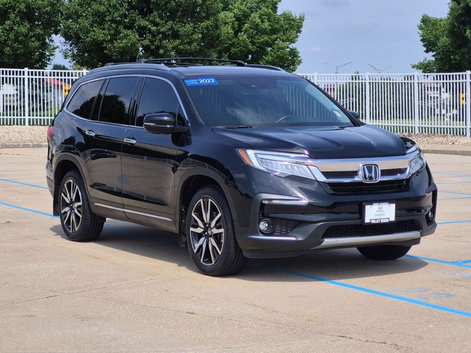 Certified 2022 Honda Pilot Touring image 4