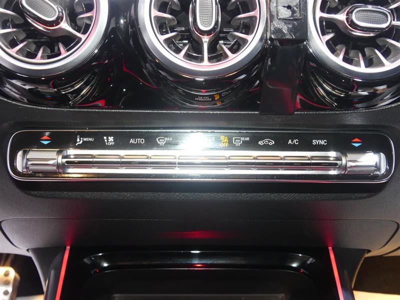 Used 2023 Mercedes-Benz GLA 250 image 37