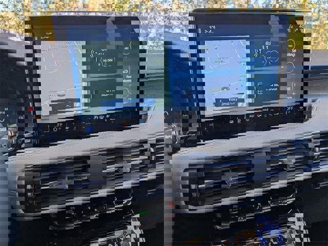 New 2026 Lincoln Corsair Reserve image 8