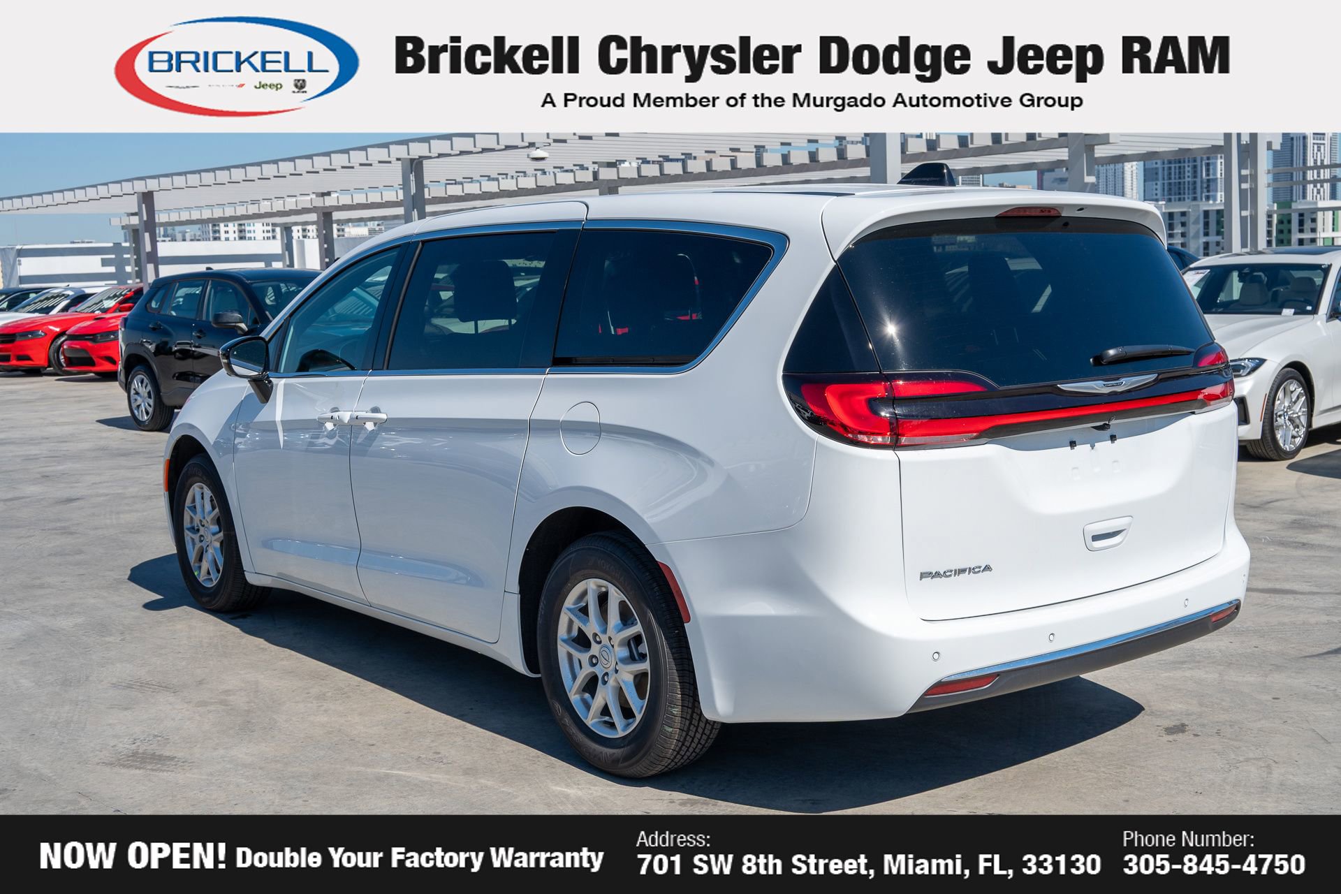 New 2026 Chrysler Pacifica Select image 7