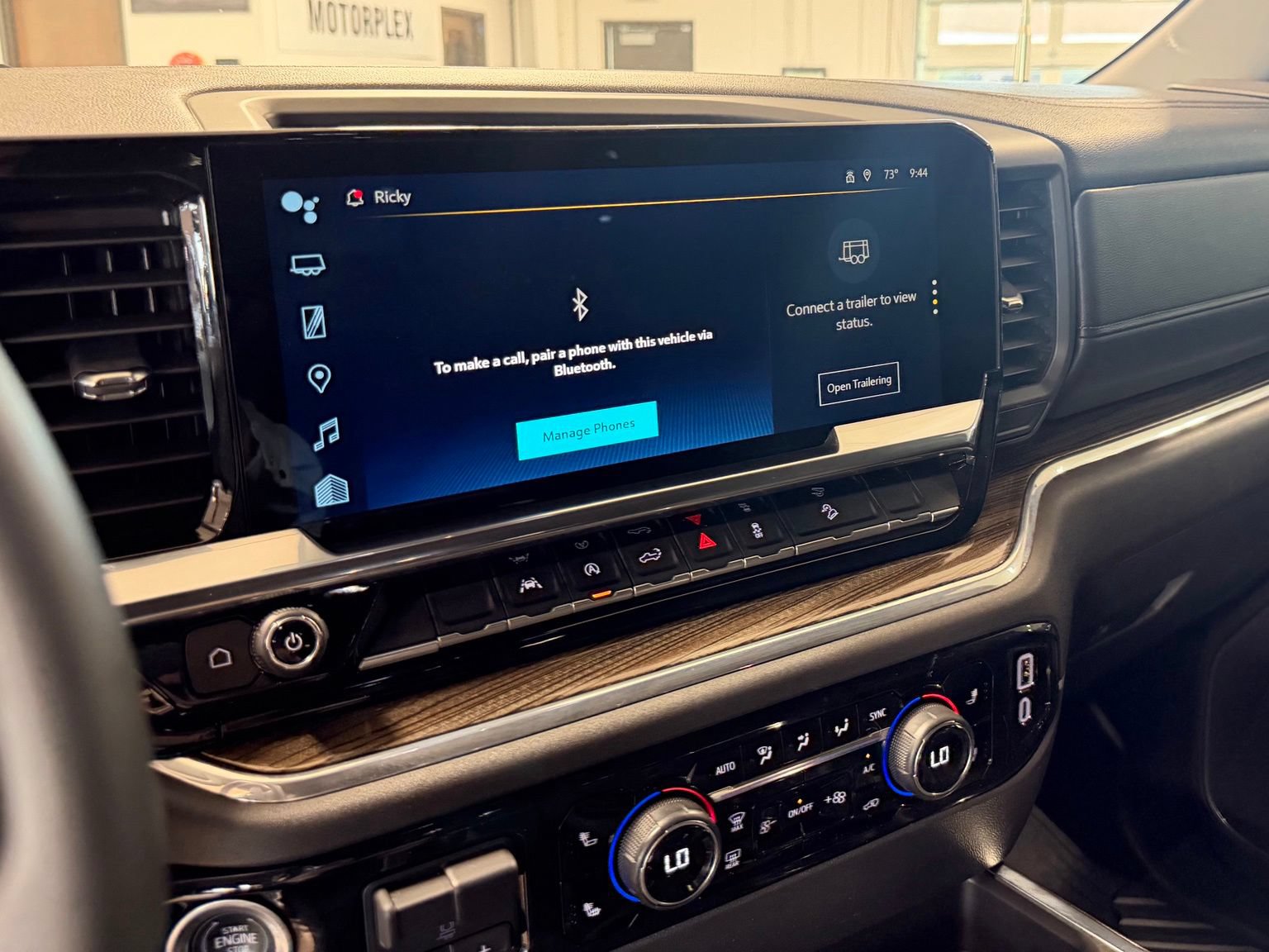 Used 2024 Chevrolet Silverado 1500 LT Trail Boss w/ Convenience Package II AWD/4WD image 23