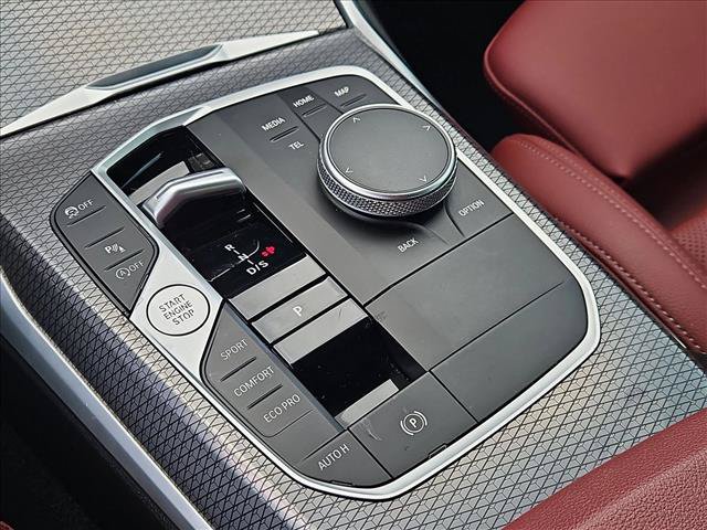 Used 2024 BMW 330i Sedan w/ M Sport Package RWD image 9